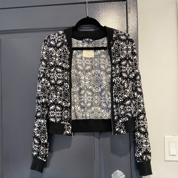Abercrombie & Fitch Jackets & Blazers - Abercrombie and Fitch Jacket Size M
